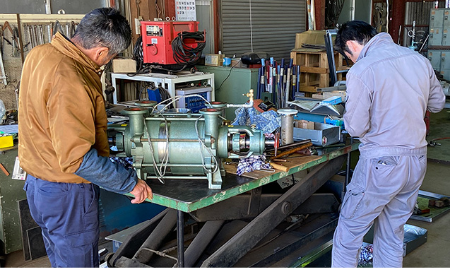 真空ポンプの修理